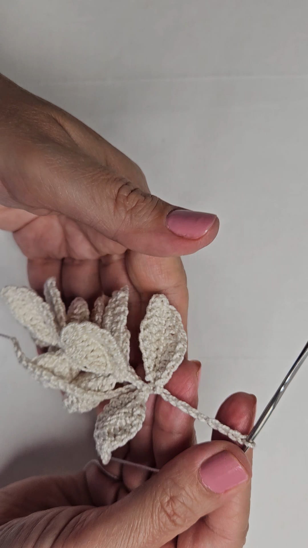 Pendientes de crochet "Racimo de Hojas de Acacia"