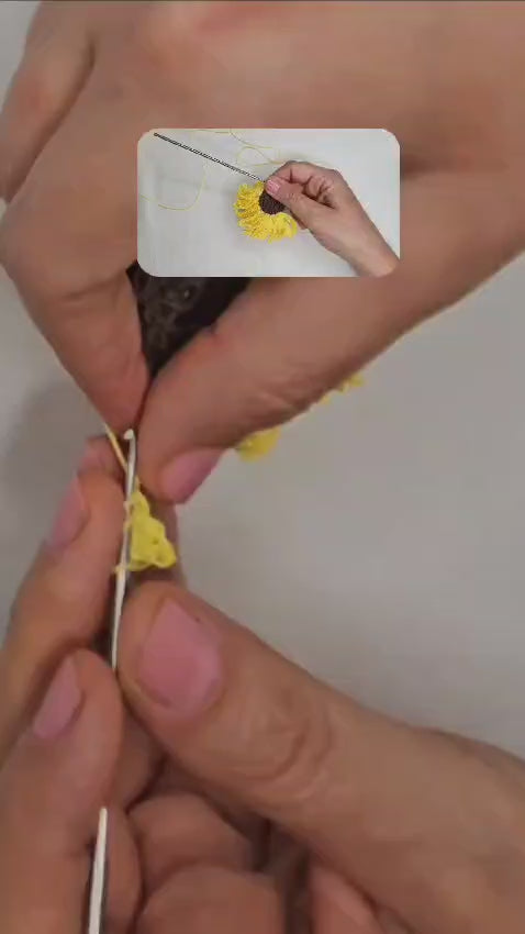 vídeo para monográfico de pendientes de crochet con aguja hciendo los puntos de crochet de un girasol